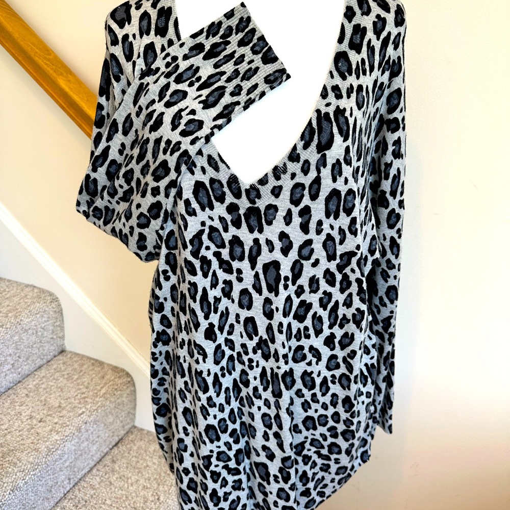 Joie leopard animal print v-neck sweater with black, blue and gray coloring.